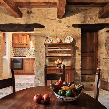 Borgo Il Poeta Casa rural *