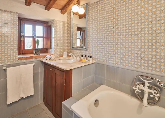 Borgo Il Poeta Lantställe *