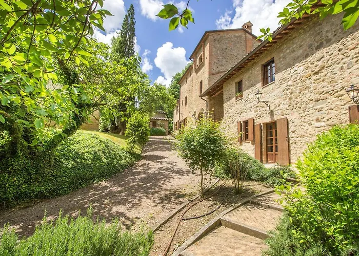 Borgo Il Poeta Monte Castelli