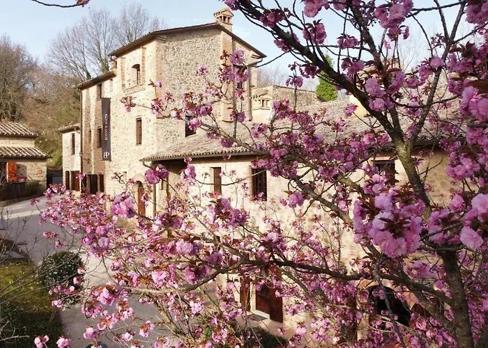 Borgo Il Poeta * Monte Castelli